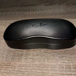 Ray-Ban Black Sunglasses Accessory Unisex case